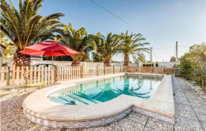 Lovely Home In Chiclana De La Fronter With Wifi